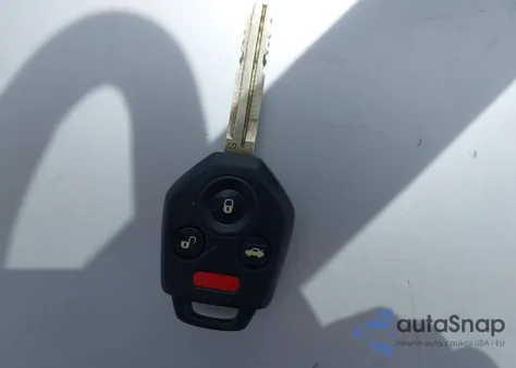 2015 Subaru Xv Crosstrek 2.0I Premium z USA, uszkodzony, nr VIN JF2GPAFC2F8221533